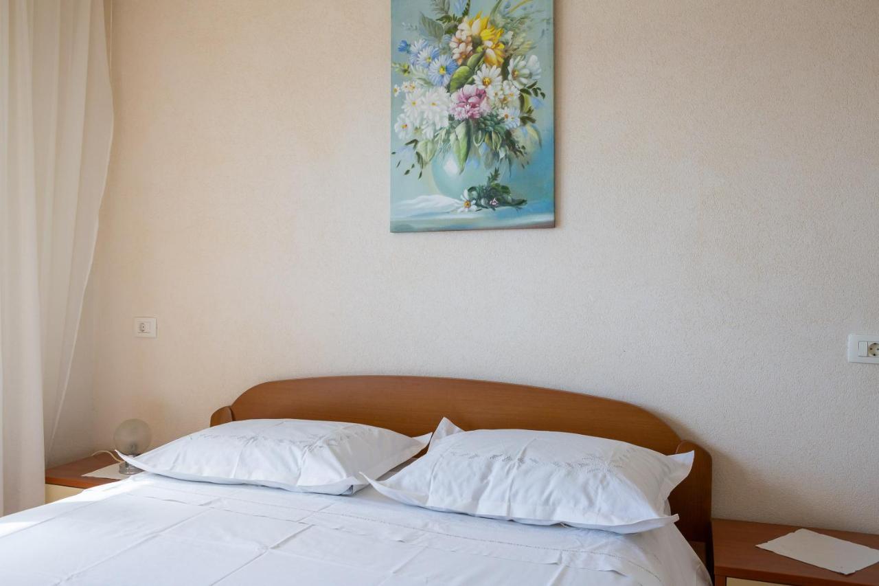 Adriatic Beach Suites オミシュ エクステリア 写真